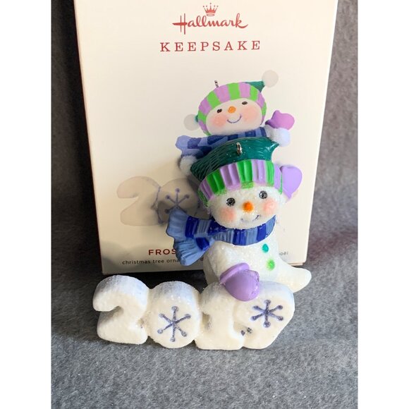 Hallmark Ornament Frosty Fun Decade #10 in Series 2019 Snowman - Picture 5 of 8